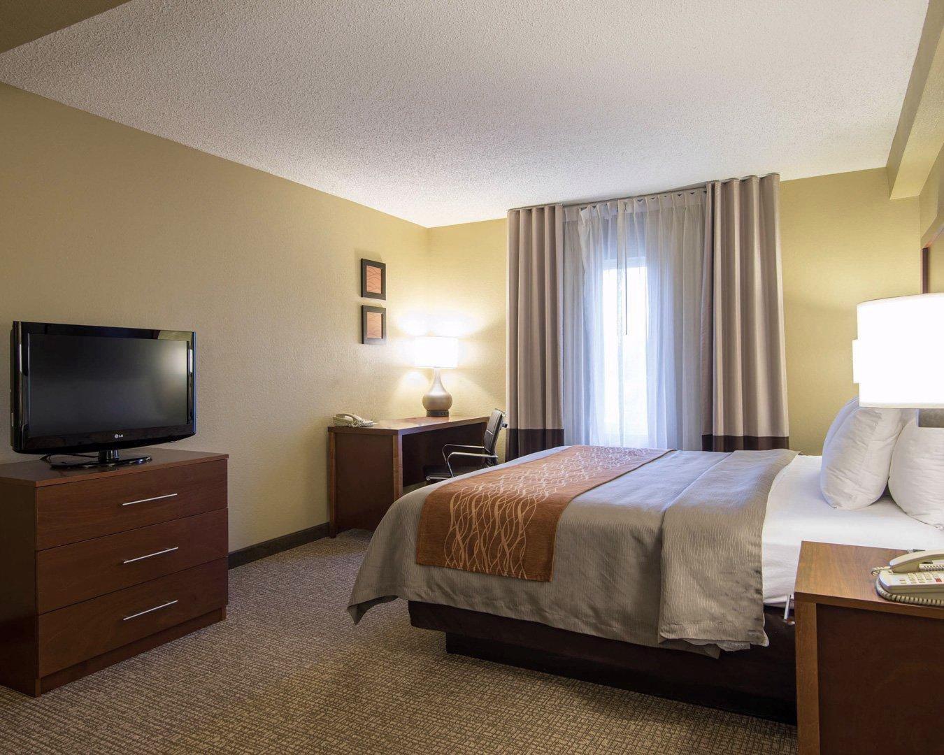 Comfort Inn & Suites Suwanee - Sugarloaf Экстерьер фото