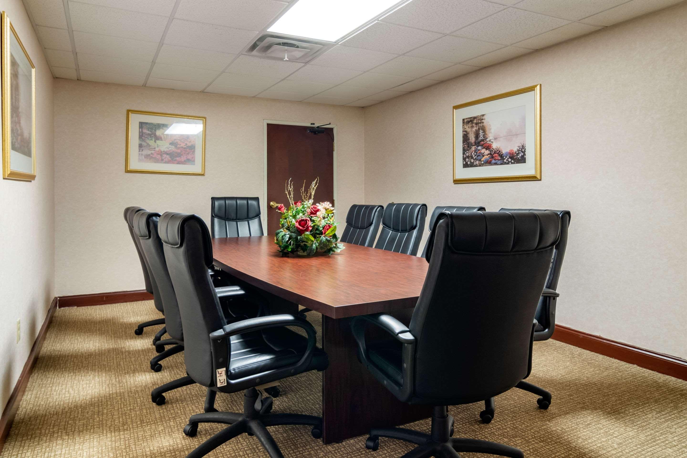Comfort Inn & Suites Suwanee - Sugarloaf Экстерьер фото